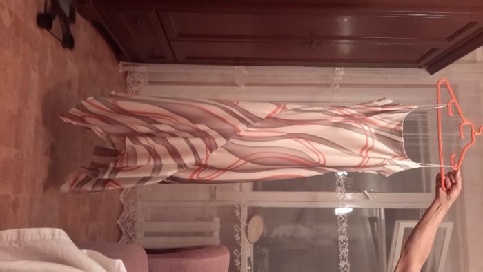 Платье длинное шелковистое  Roman