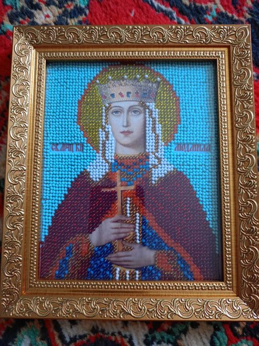 Вишивка чеським бісером