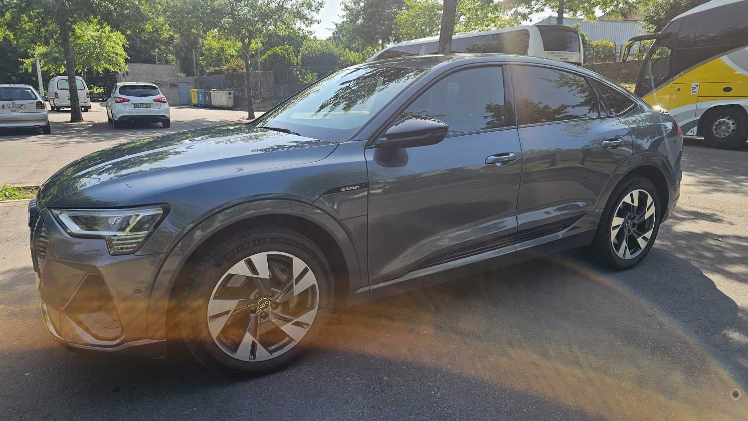 Audi Q8 E-Tron S-Line Nacional