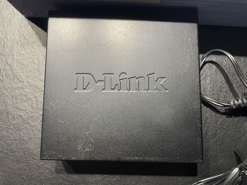 Switch D-LINK DES-105