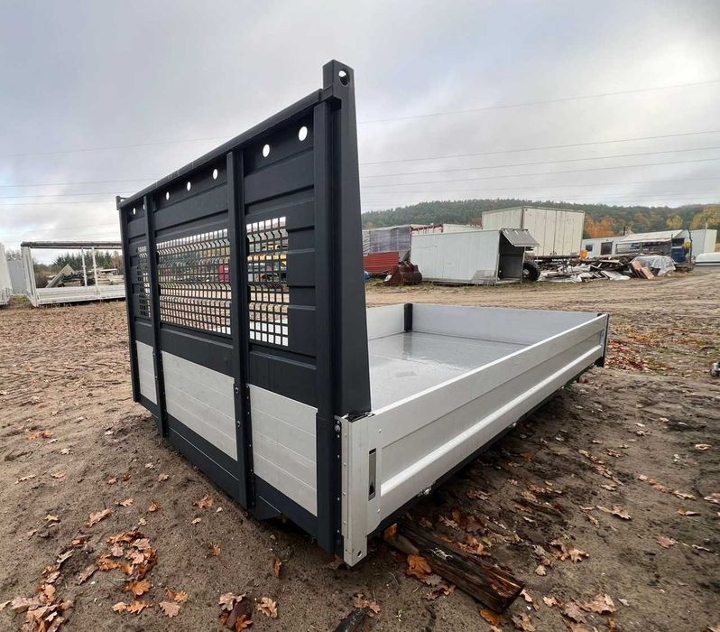 Skrzynia ładunkowa budowlana 385x205 zabudowa paka