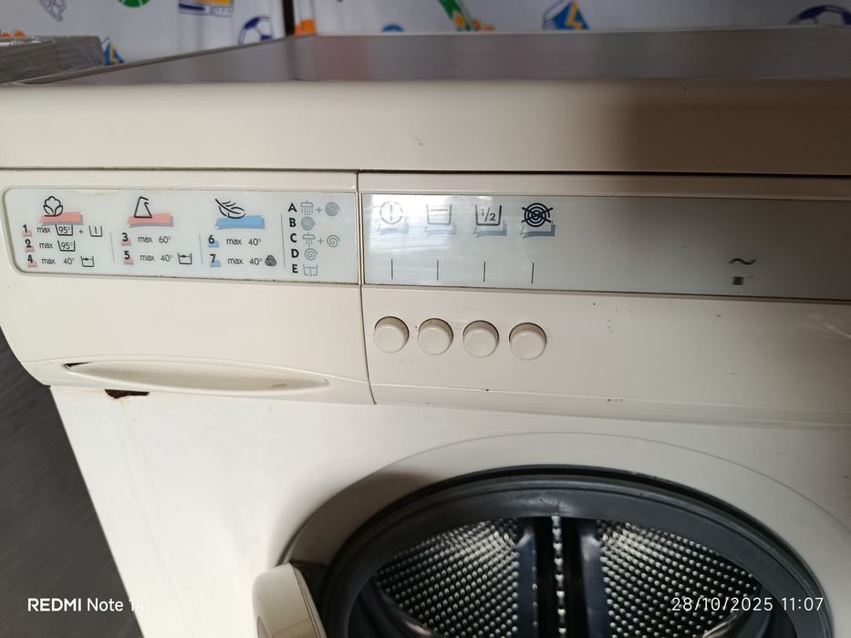 Máquina de lavar roupa Whirlpool