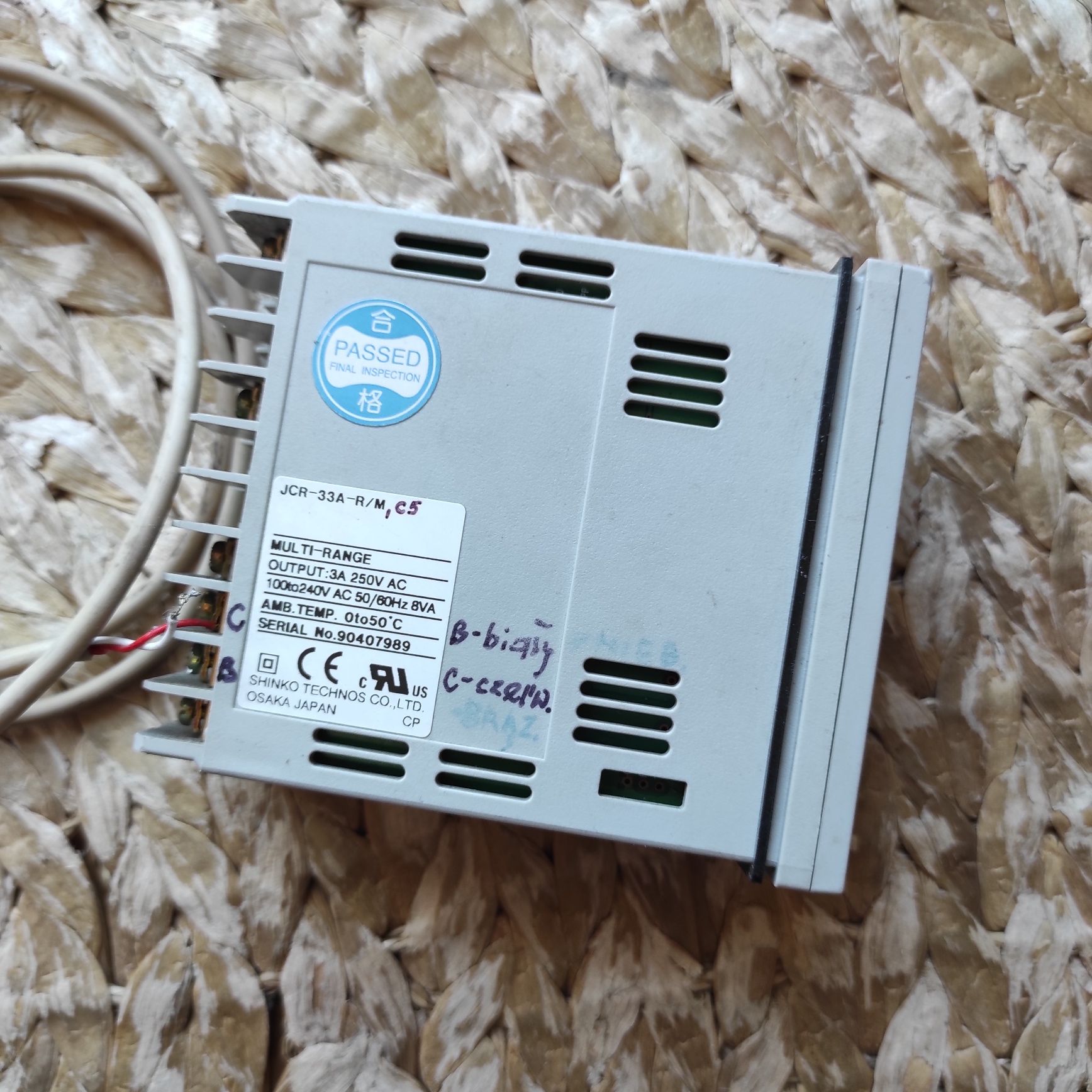 Shinko Technos JCR-33A regulator temperatury i procesu + czujnik