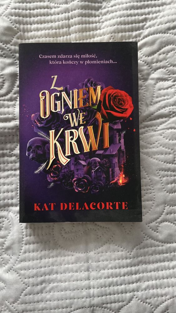 Kat Delacorte z ogniem we krwi