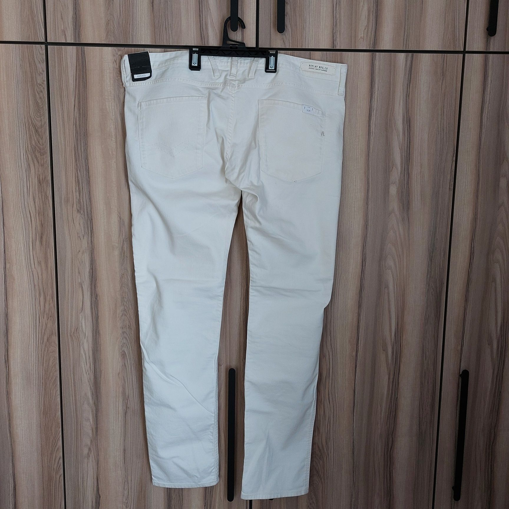 Spodnie jeansowe Replay Anbass, slim fit M914, Biały, roz. 40