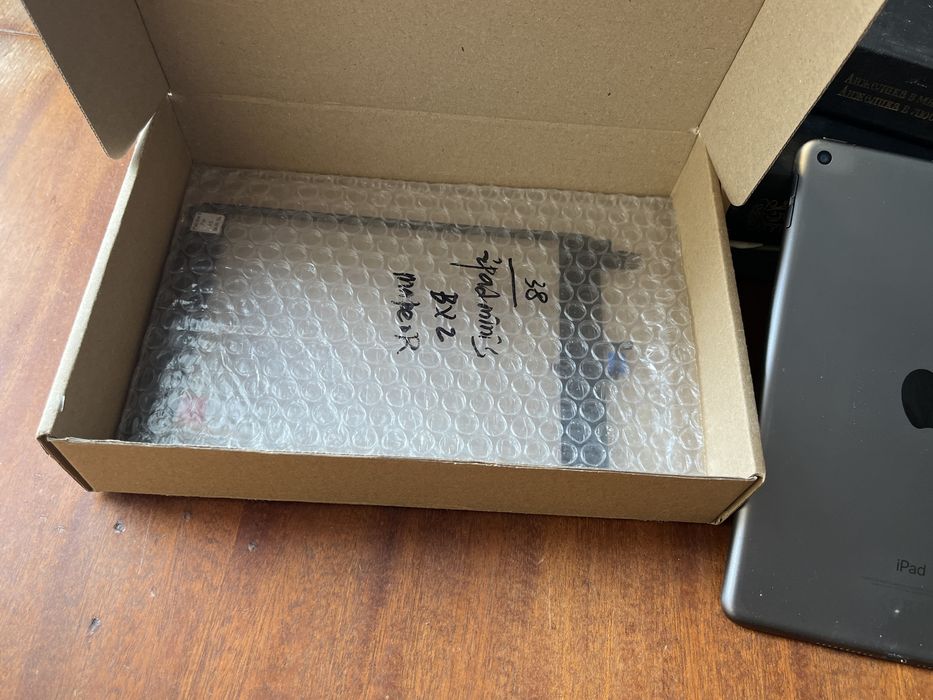 Тачскрин iPad mini 5 черный полный комплект OEM отличный