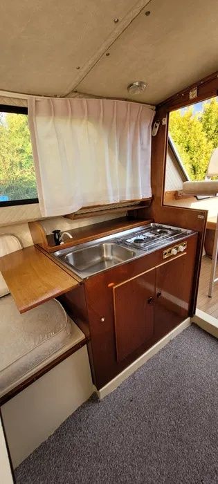 Łódź motorowa kabinowa Onedin 650 housboat zadbana shetland