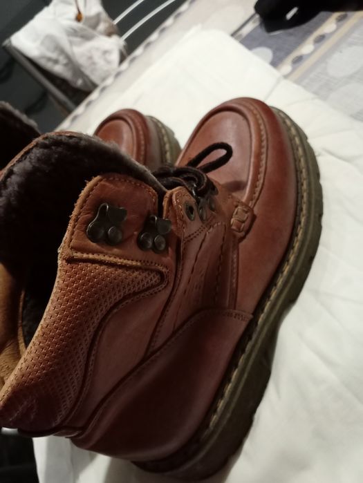 Продаю чоловічі, фірмові LESTA, якісні, теплі ботинки, натуральна шкір