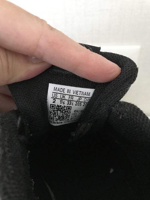 Кросівки adidas шкіра 33 розмір