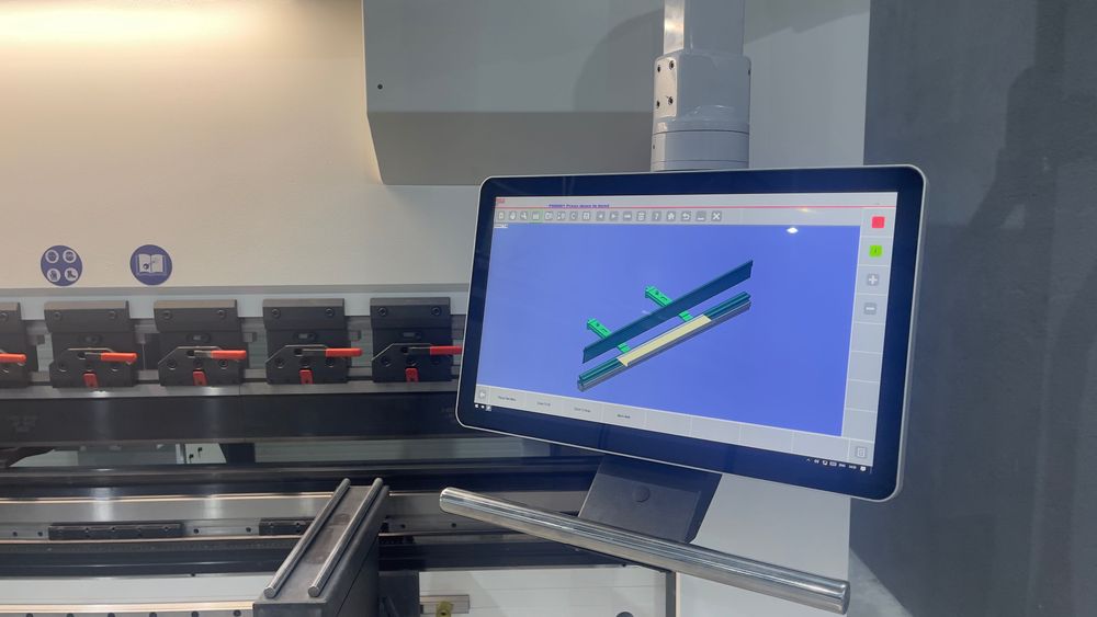 Листогиб Гибридный (на сервоприводе) 8+1 ЧПУ ESA875 220тон