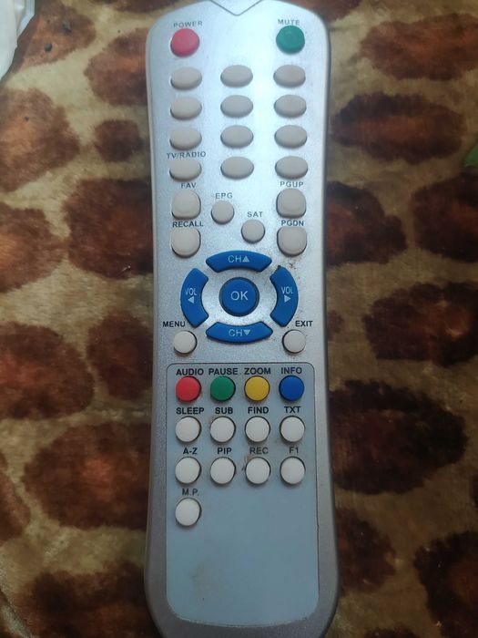 Укр канали Комплект  на два тел.супутникового тб  Спутниковая антена