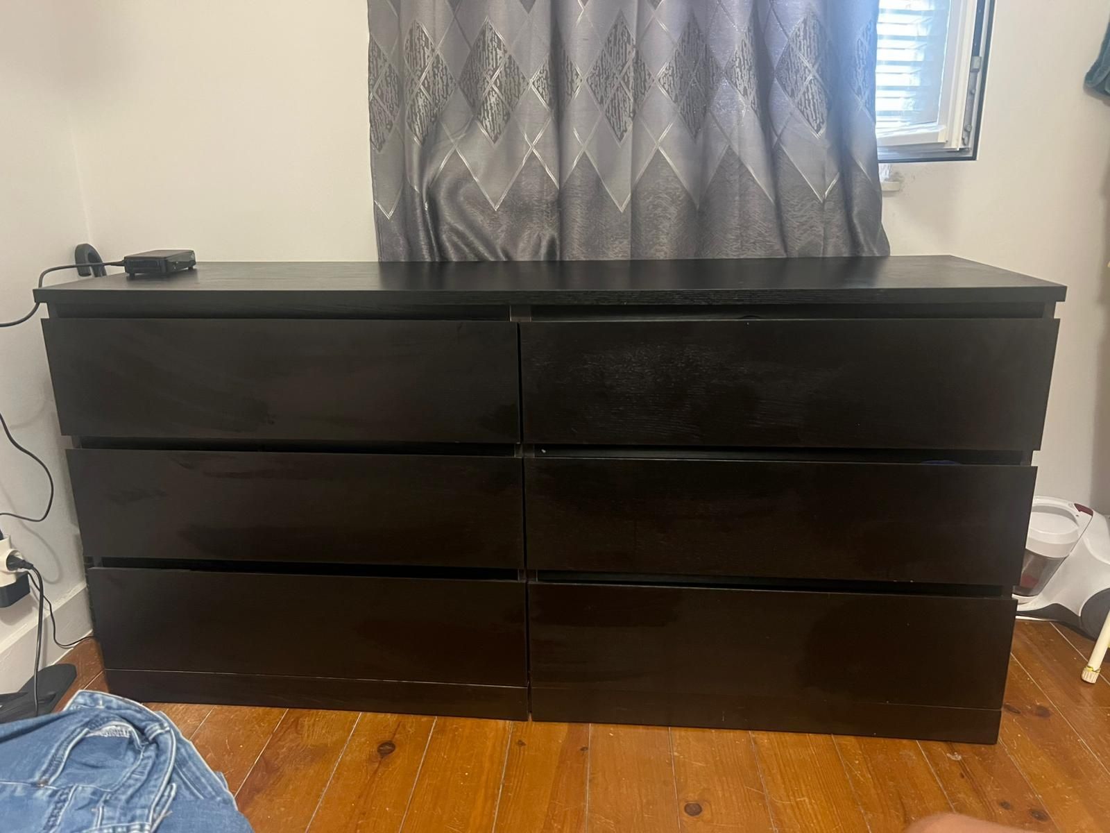 Pack Quarto Completo - Cama 160x200 + Mesa Cabeceira + Cómoda — 200€