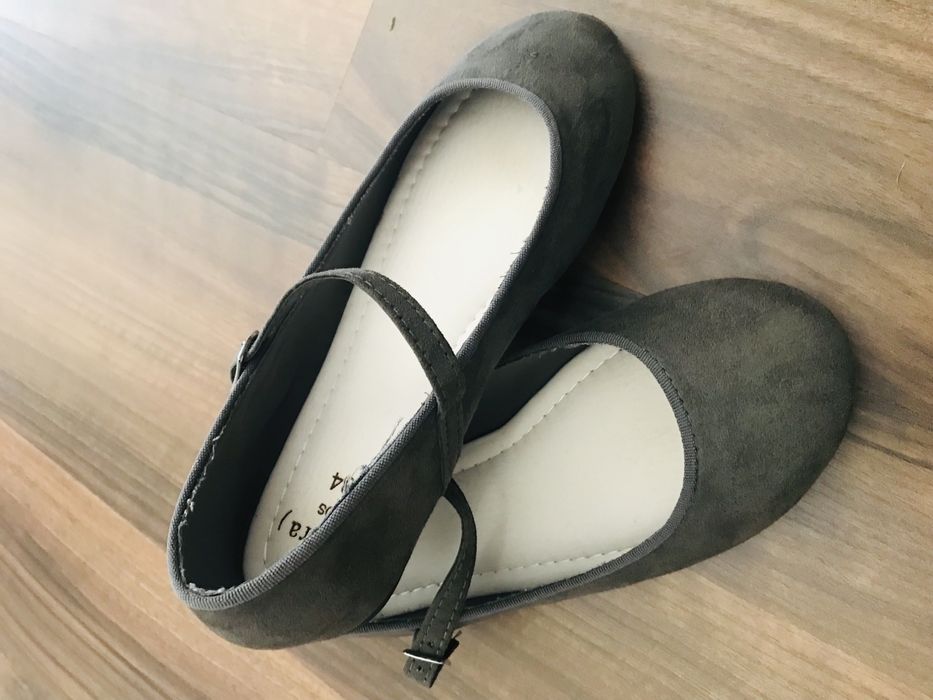 Sabrinas de veludo cinza