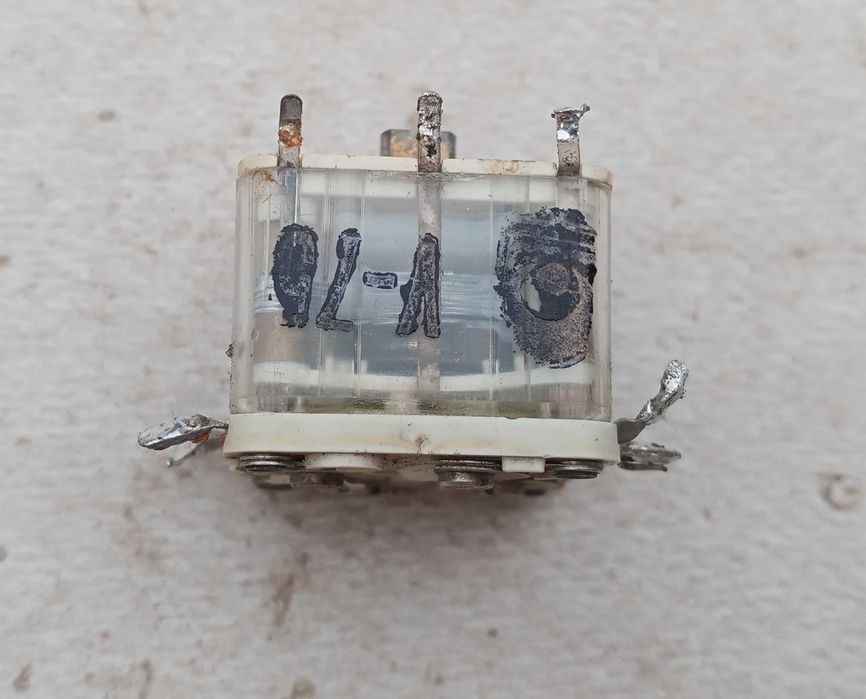 Конденсатор переменной ёмкости КПТ-4/240 пФ