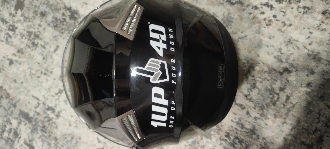 Capacete tamanho L