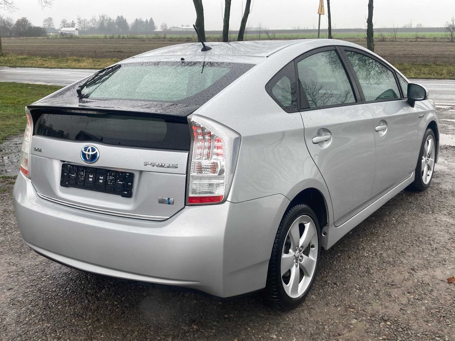 ToyotaPrius2009 1.8b 99km  Sprowadzona Opłacona Oryginał Serwis ASO DE