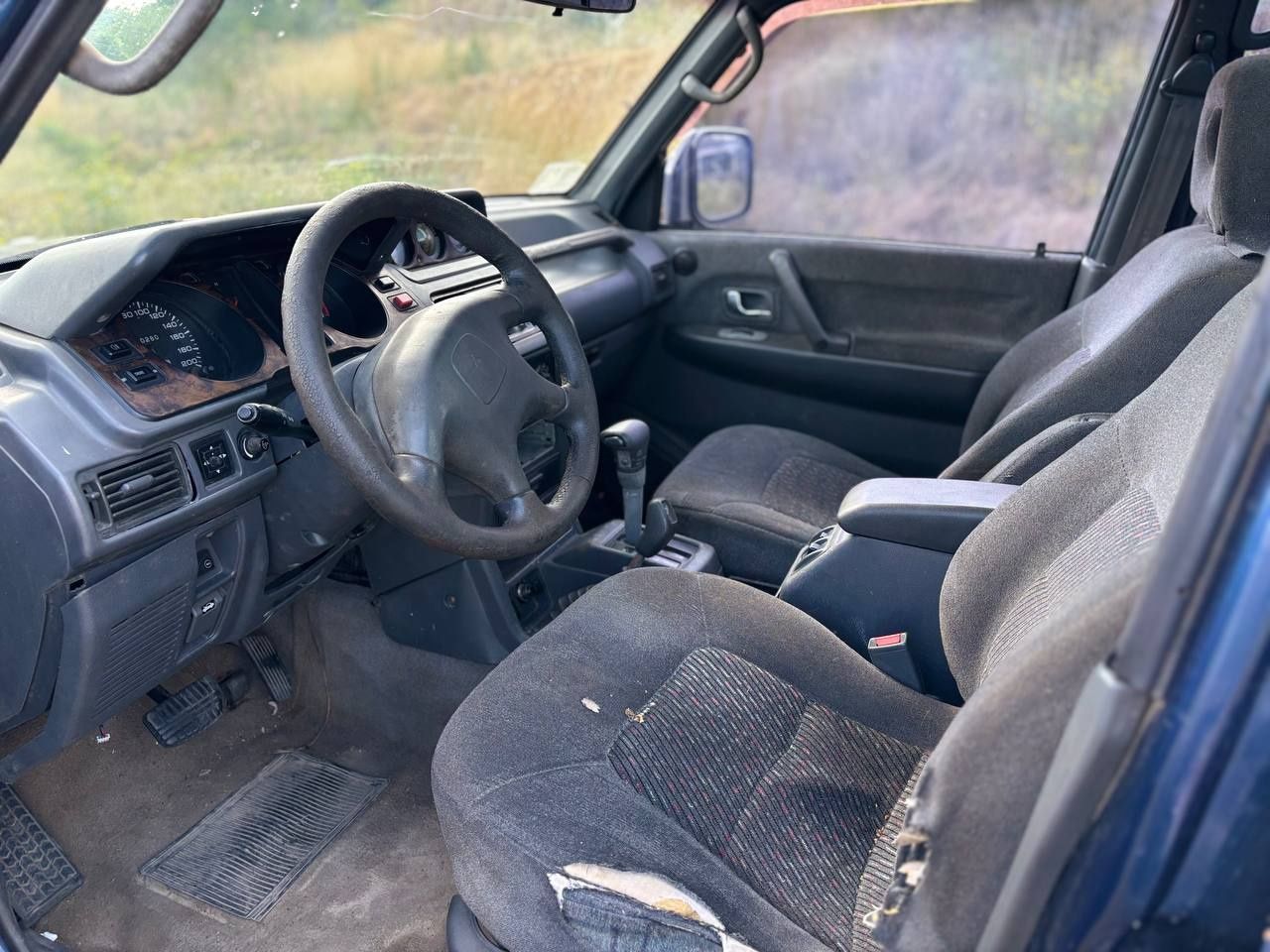 Mitsubishi Pajero Wagon 2