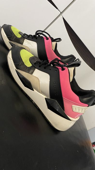 Buty damskie Guess róz, limonka rozmiar 37