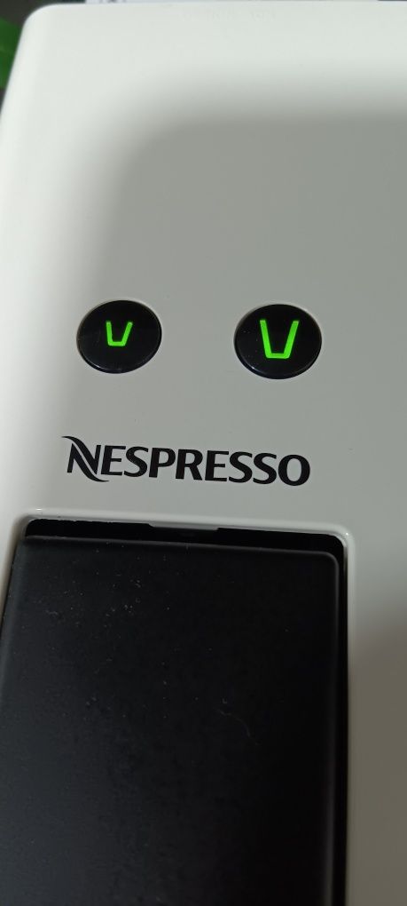 Nespresso essenza mini