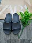 Zara klapki basenowe r. 30