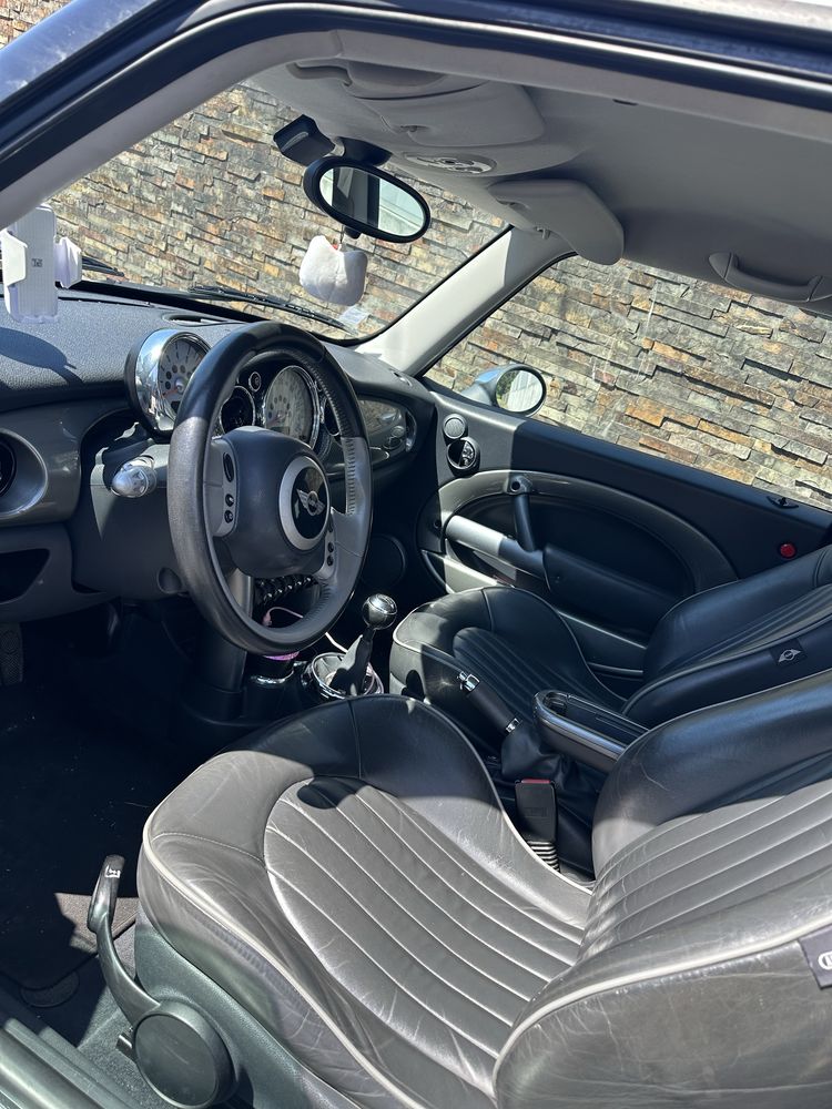 Mini cooper 1.6  park lane v. 120cvs