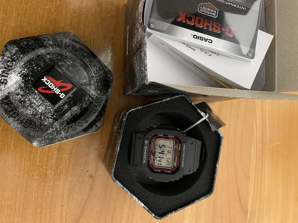 Casio G-shock GW-M5610U-1ER  оригінал в банці