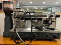 Maquina de Cafe Cimbali M21 com Moinho