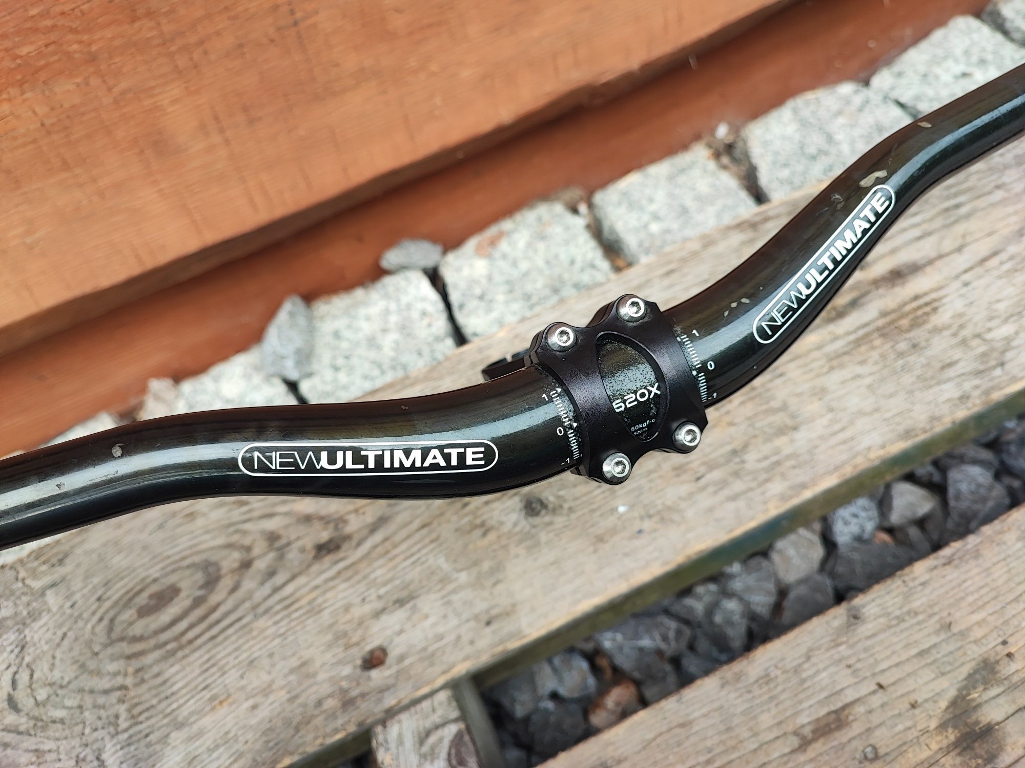 Kierownica i mostek rowerowy Newutimate Carbon alu 31.8 retro mtb