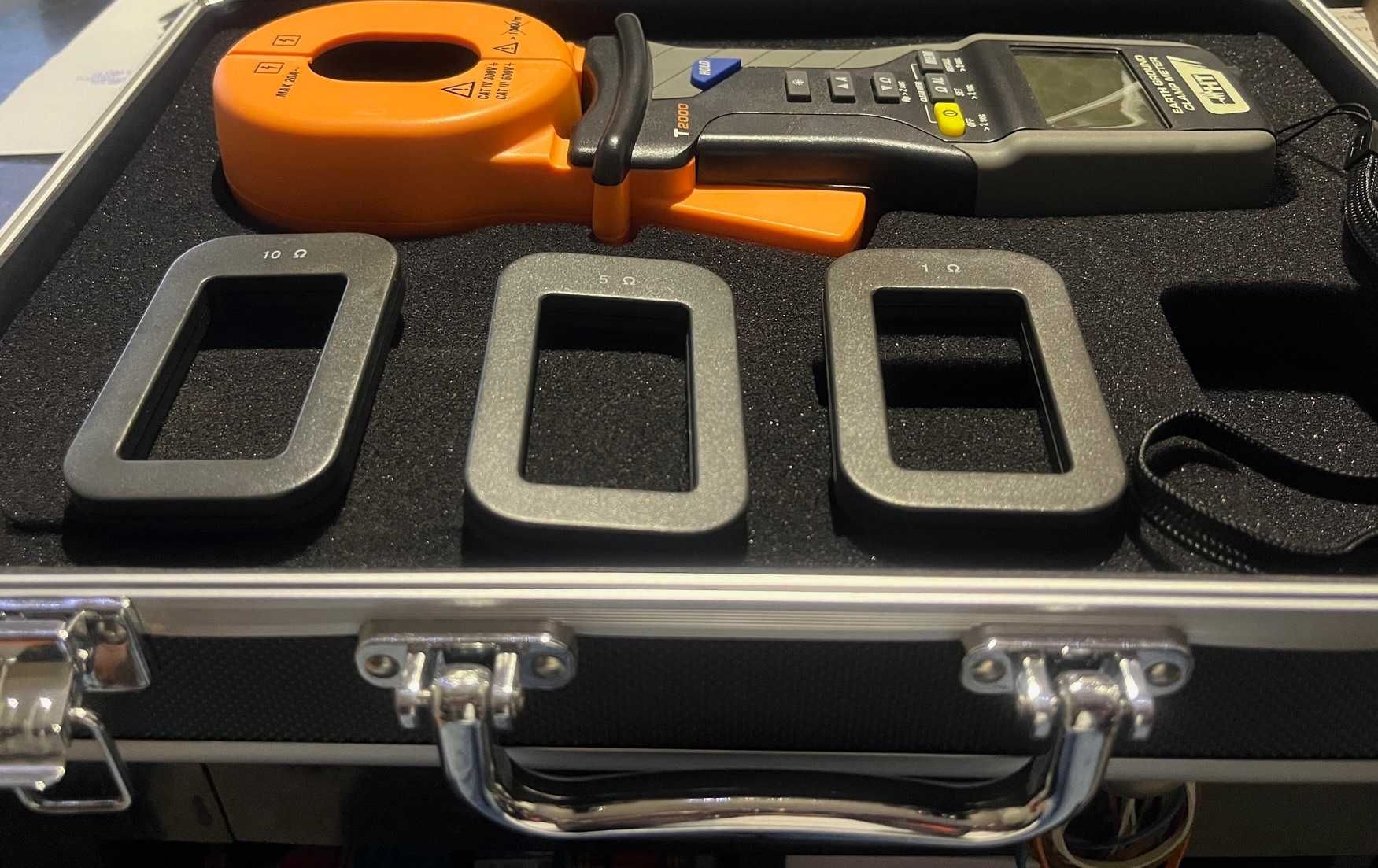 Cyfrowy miernik rezystancji: HT Instruments T2000