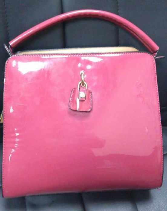 Сумка лакова Superbia