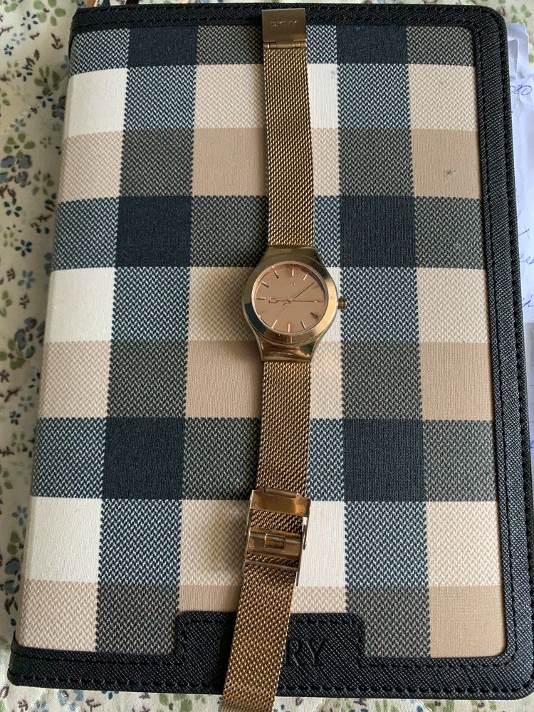 Годинники DKNY, Donna Karan