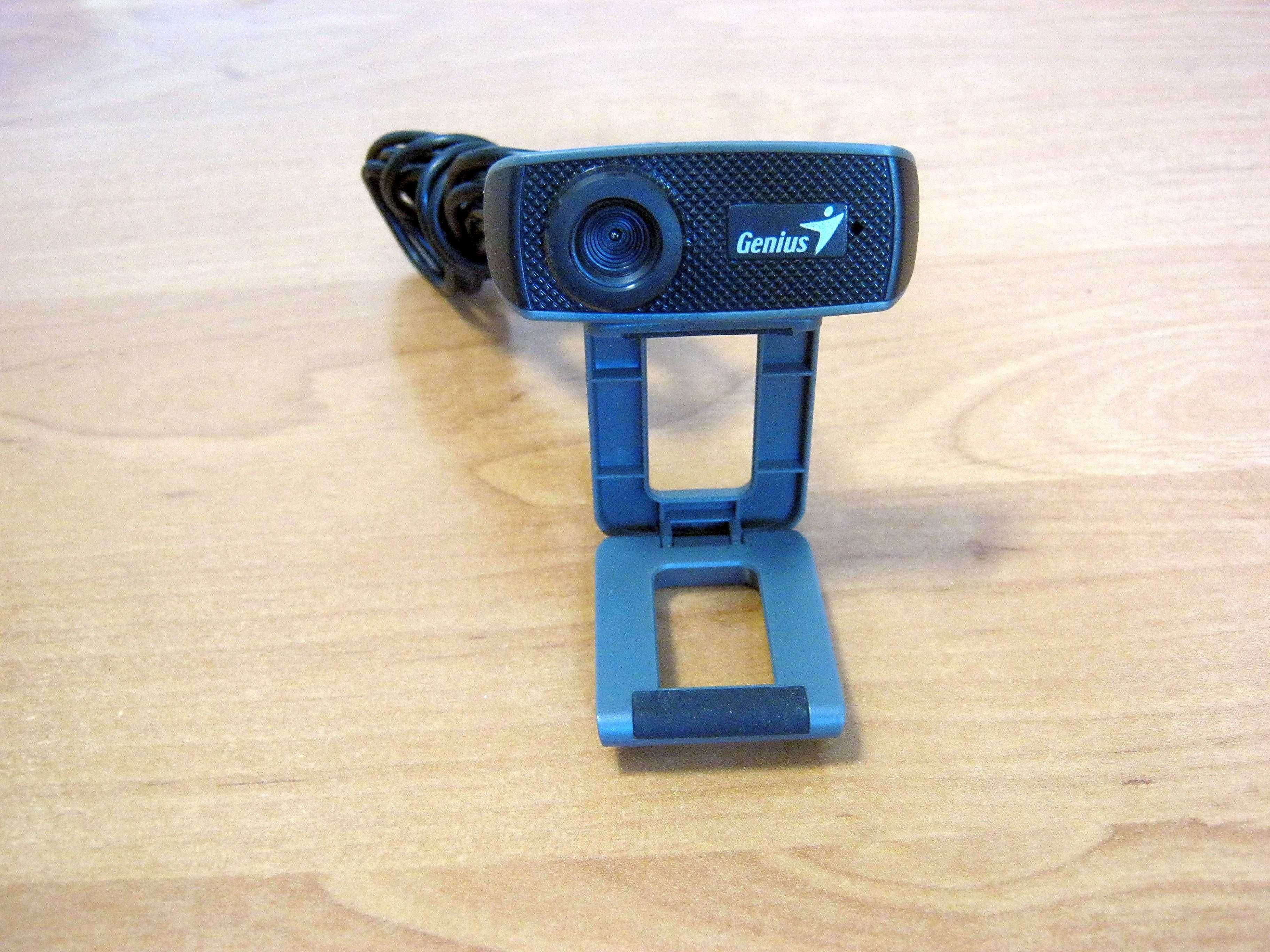 Веб камера Genius FaceCam 1000X со встроенным микрофоном