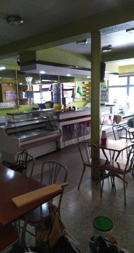 Trespasse ou arrendo  café restaurante