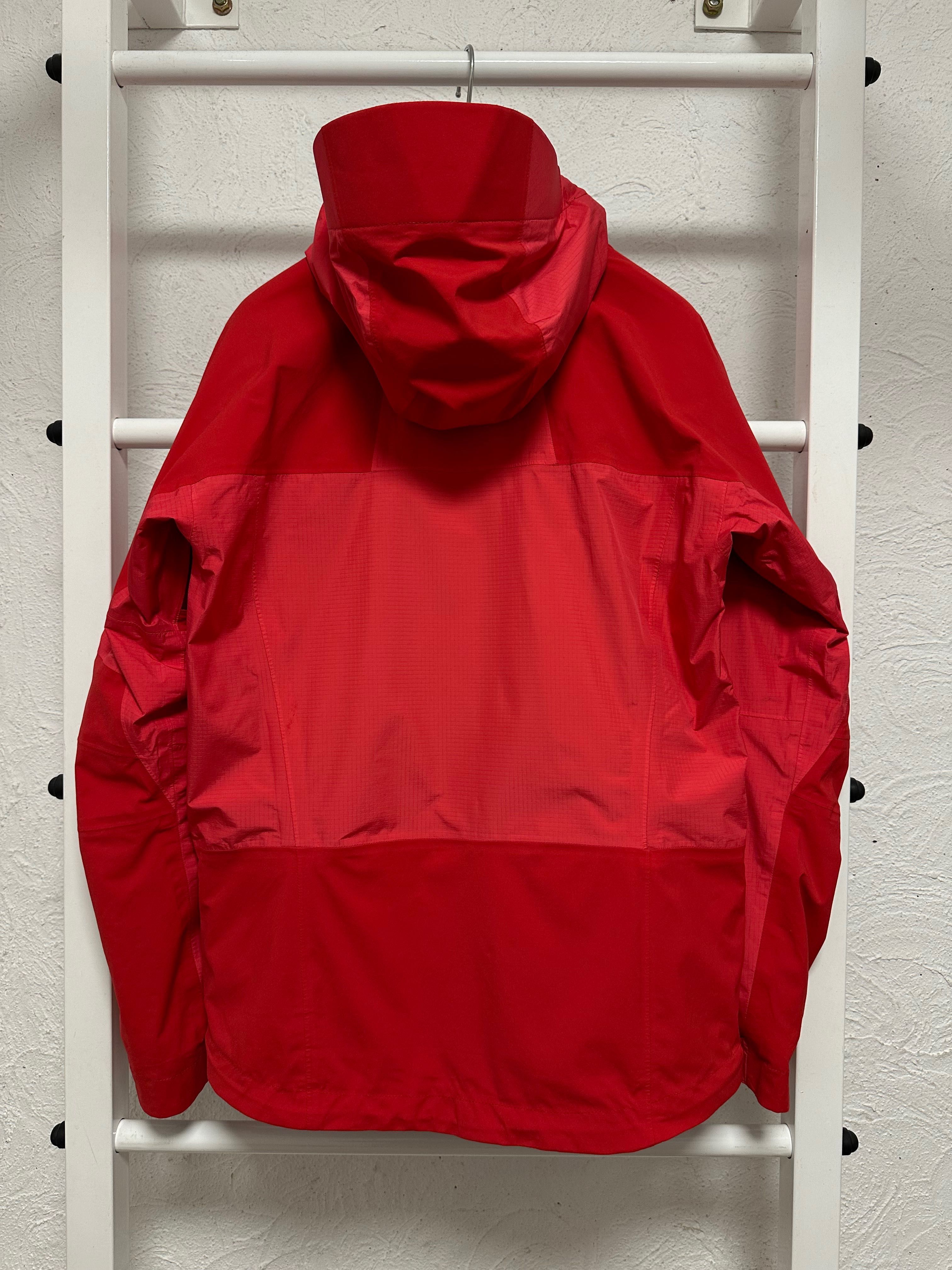 Женская ветровка S размер Haglofs outdoor трекинговая куртка Gore Tex