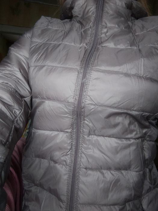 Ветровка,Пуховик стограмовка