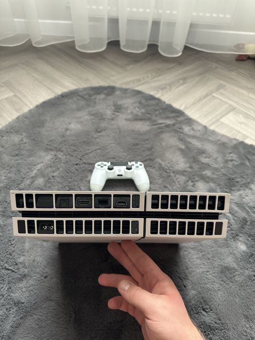 Sony PlayStation 4 З Джойстиком
