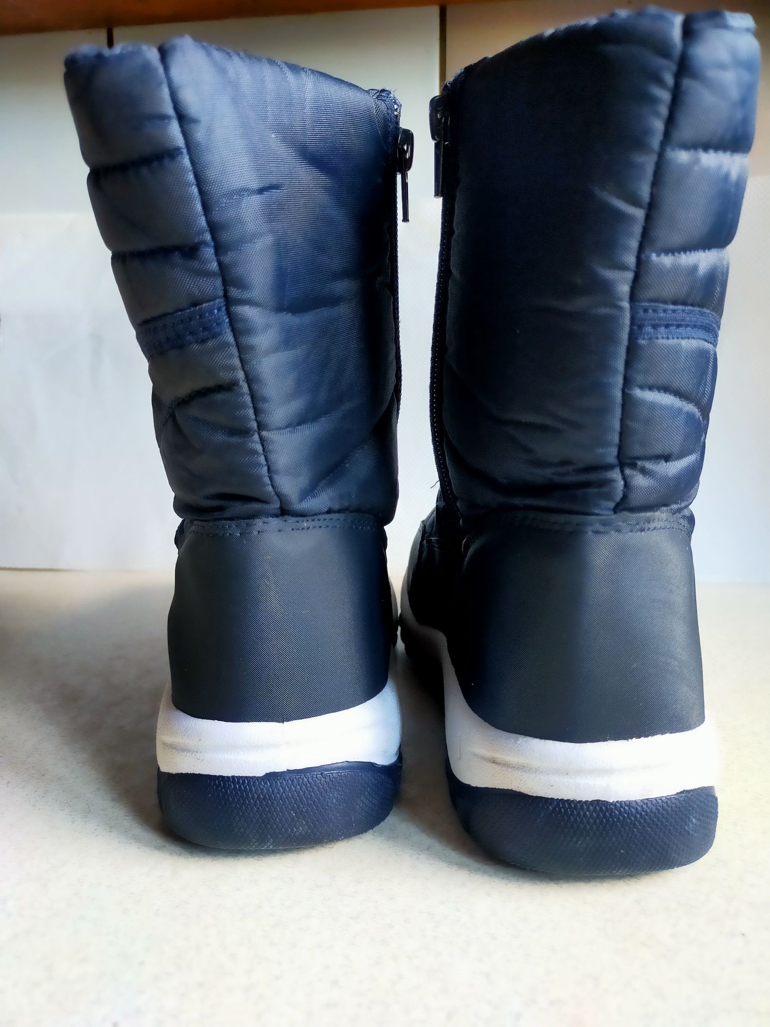 Buty zimowe śniegowce Cortina 36
