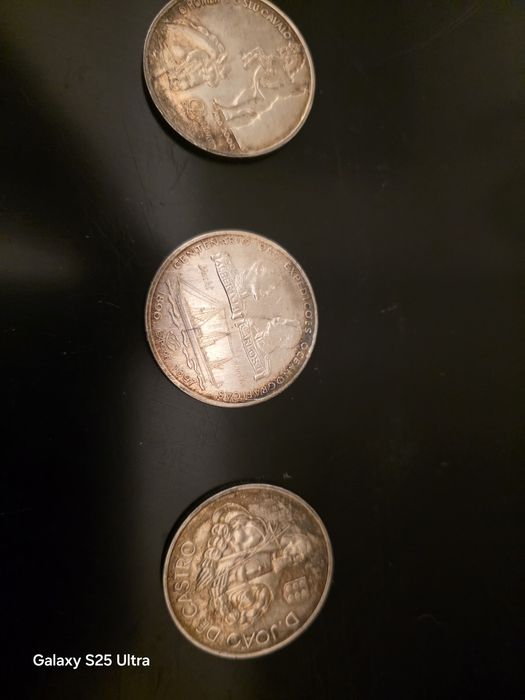 Moedas de prata de 1000 escudos