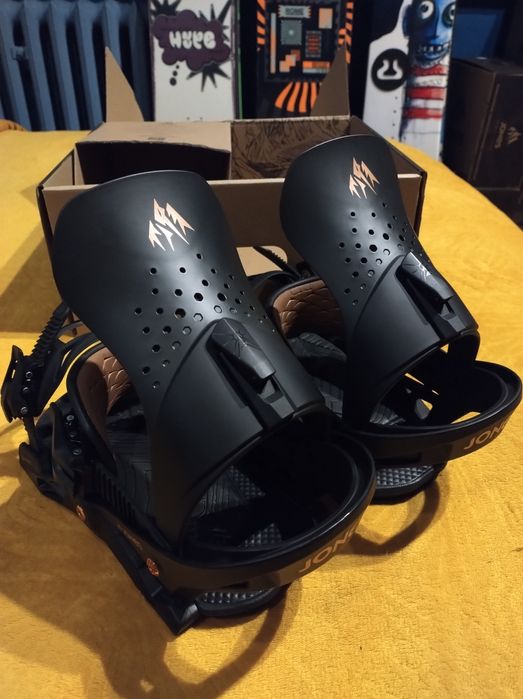 Okazja$! Piękne | Nowe 25/26 rocznik Wiązania Premium JONES Aurora M