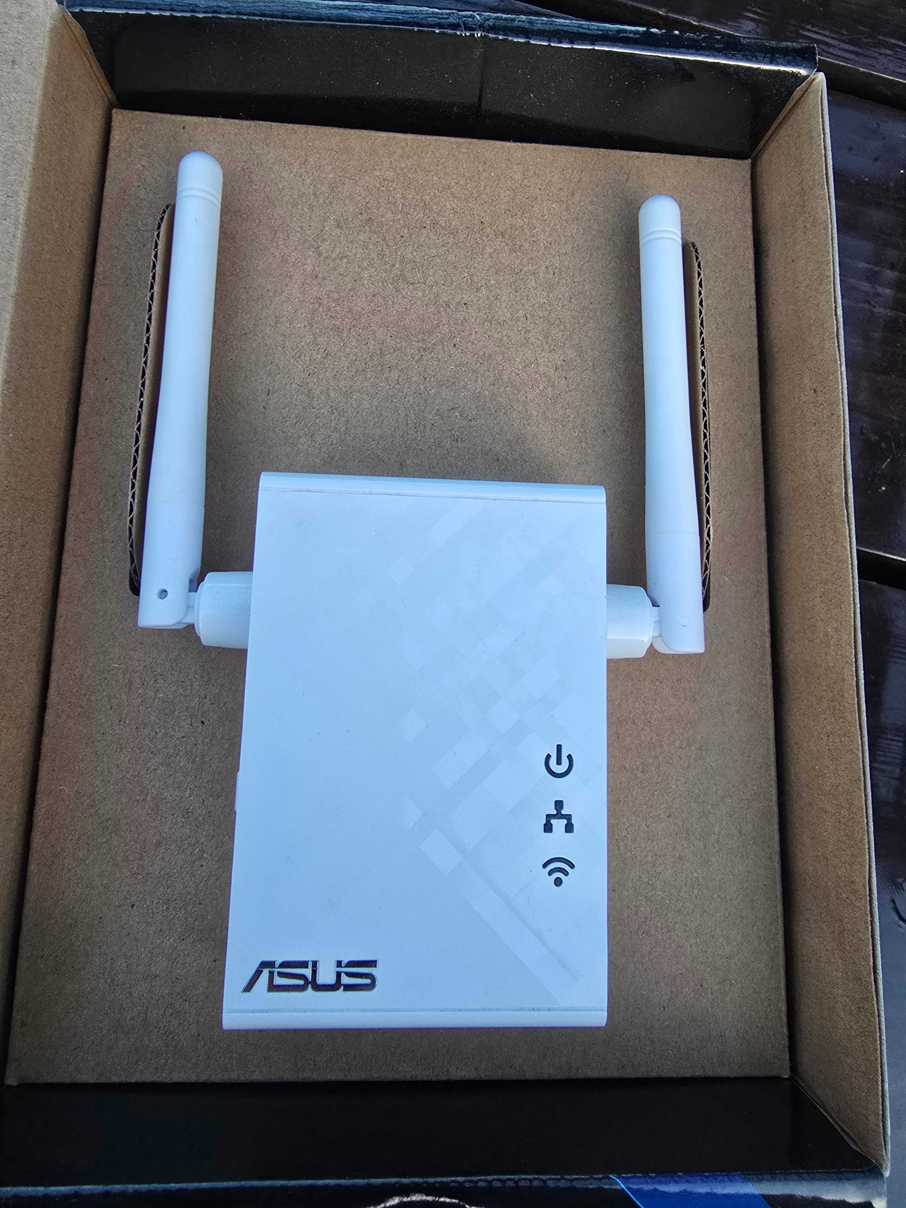 Router ASUS RT-AC750 i Wzmacniacz ASUS RP-N12