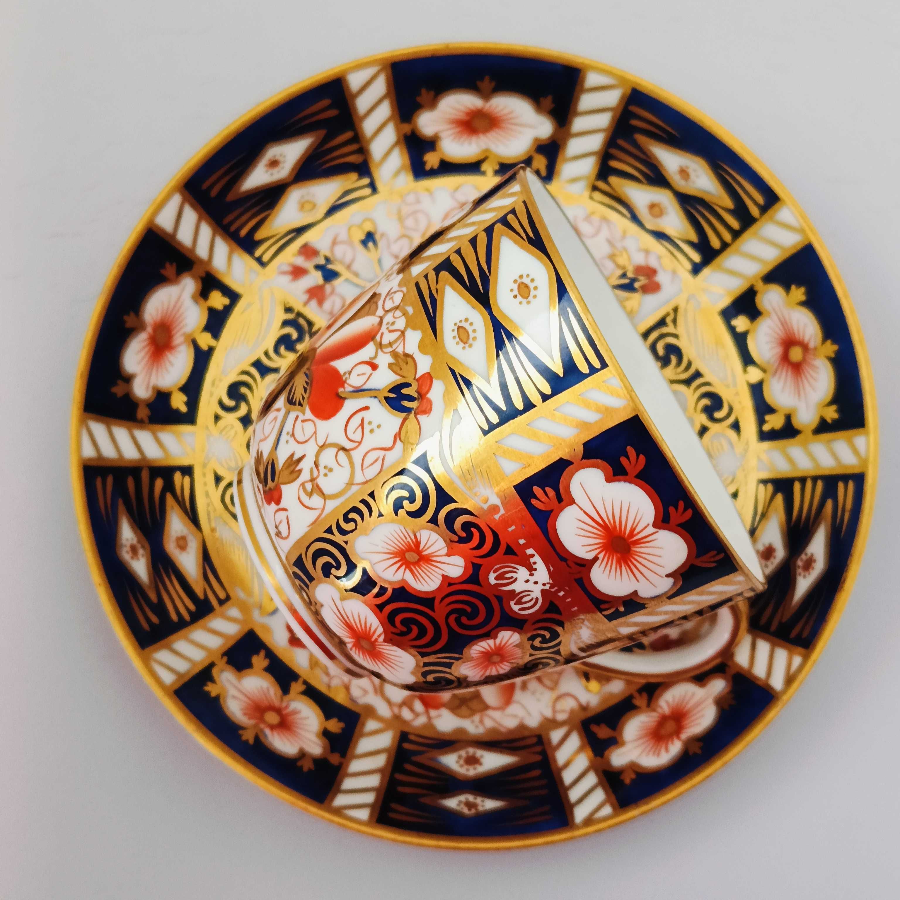 **KULTOWA**porcelana filiżanka Royal Crown Derby 1920+