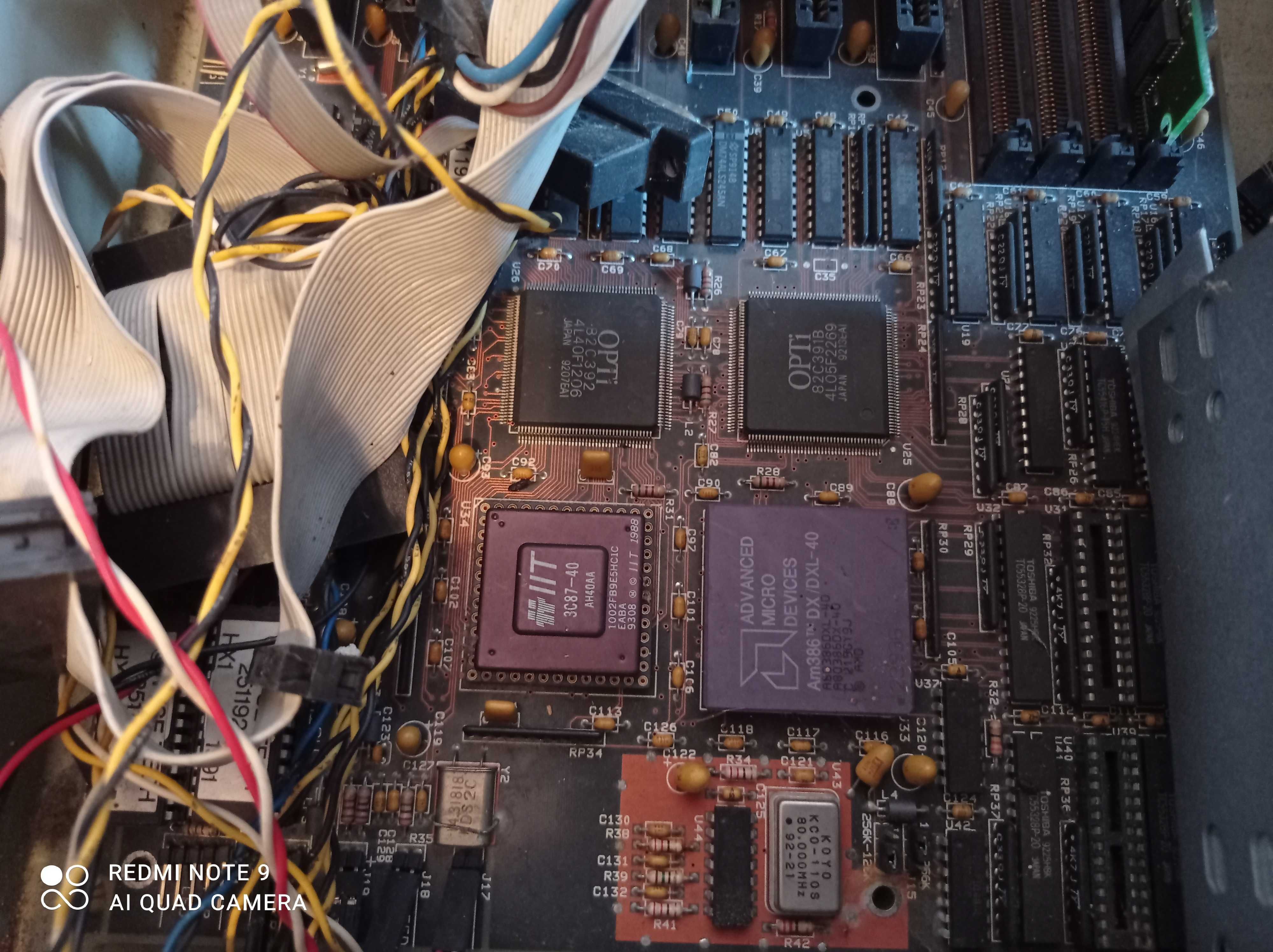 Retro PC, desktop, AMD 386DX40 z koprocesorem HT387. Zabytek 30 letni.