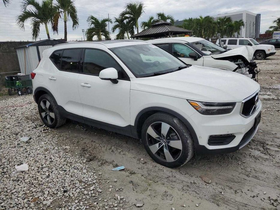 Volvo XC40 T5 Momentum 2019