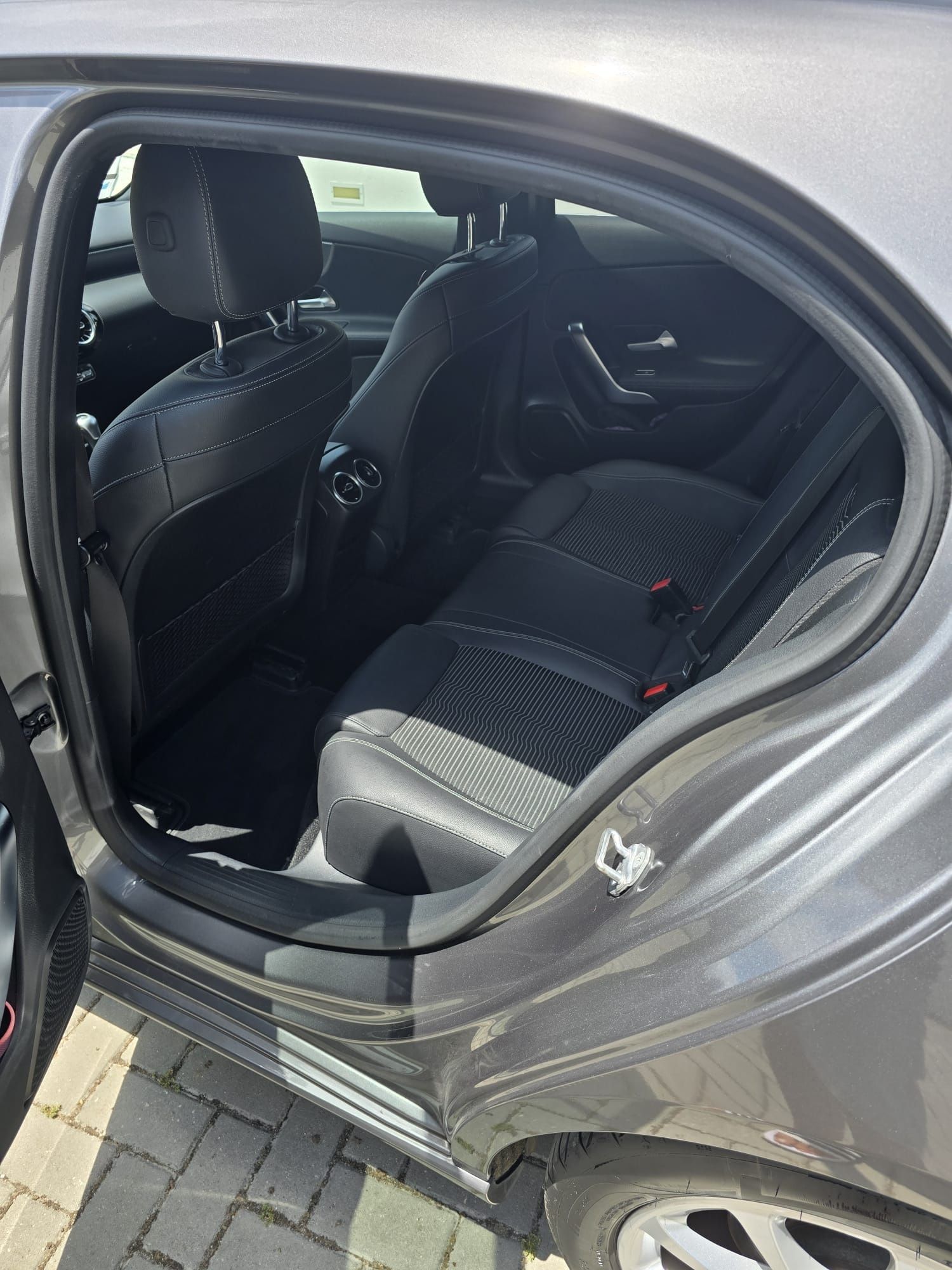 Mercedes Benz A160