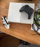 Xbox one S 1T + 2 comandos e jogos