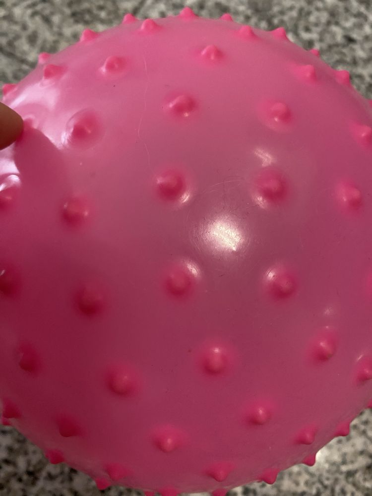 Bola pinchona nova