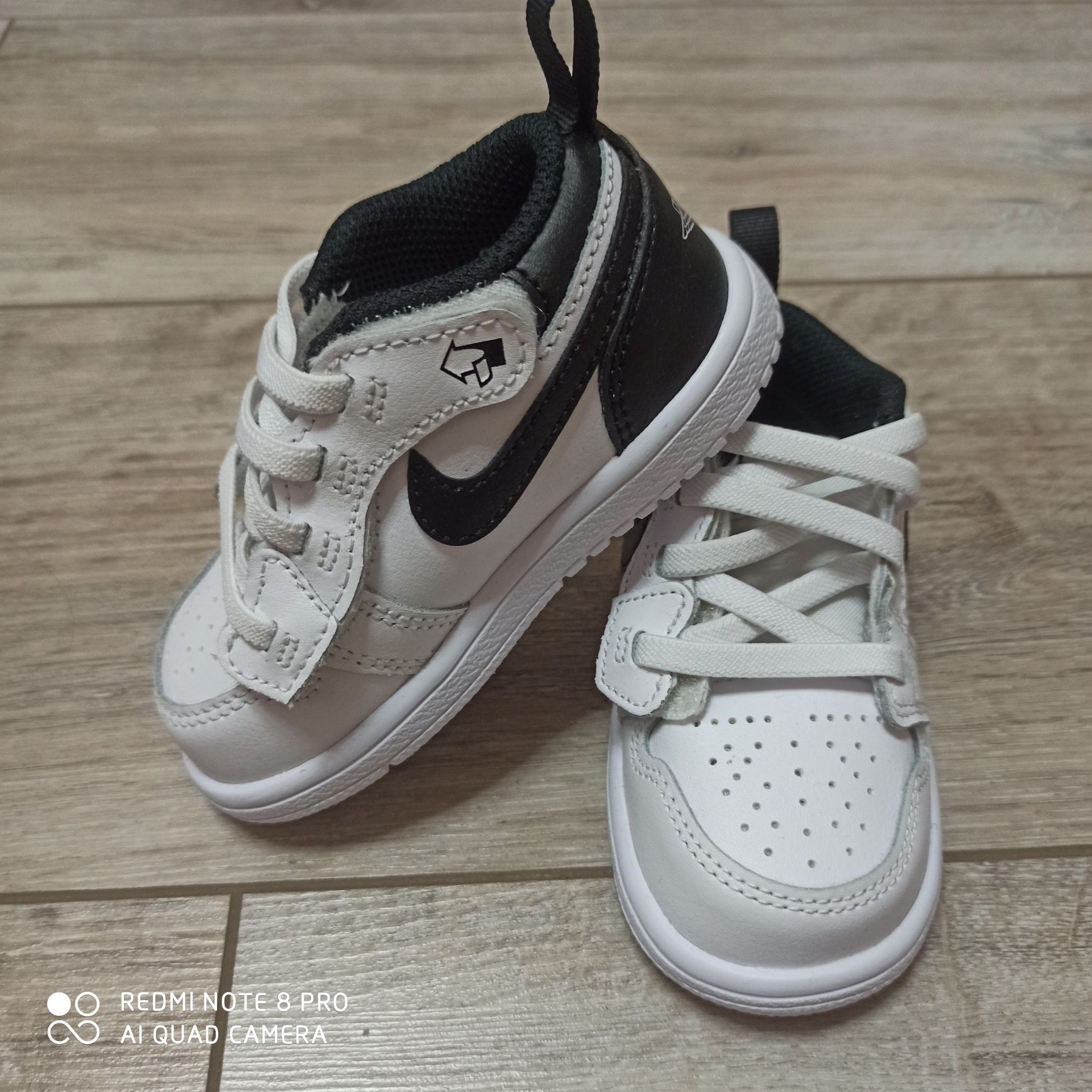 Оригінальні дитячі кросівки Jordan 1 Low ALT (DR9747-132)