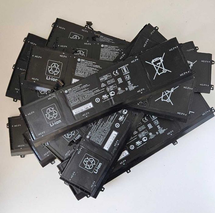 Батарея АКБ HP ZBook Studio G4 ZN08XL 15.4V 92Wh