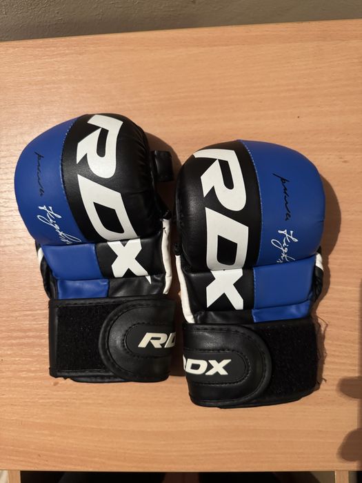 Продам перчатки RDX майже нові