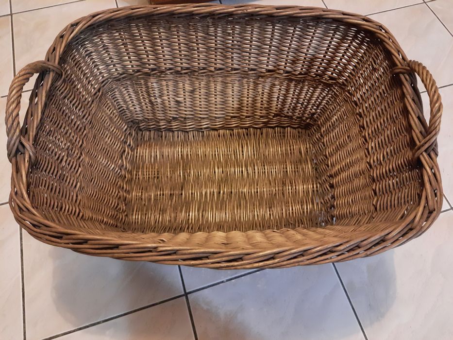 Kosz wiklinowy duży z prl